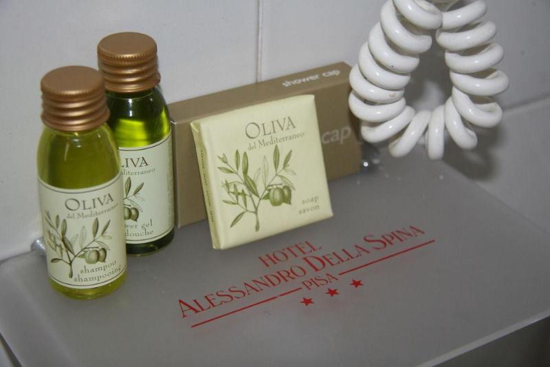 スタンダードシングルルーム, Alessandro Della Spina