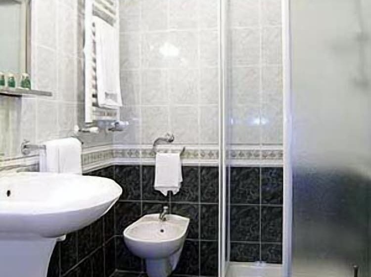 غرفة قياسية, Altieri