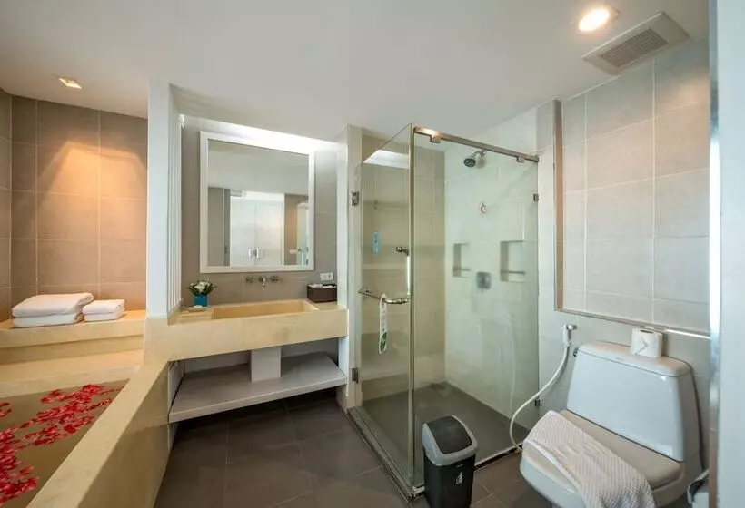 オーシャンビューデラックスルーム, Andamantra Resort And Villa Phuket   Sha Extra Plus