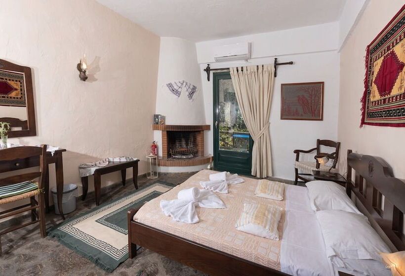 اتاق استاندارد, Arolithos Traditional Village