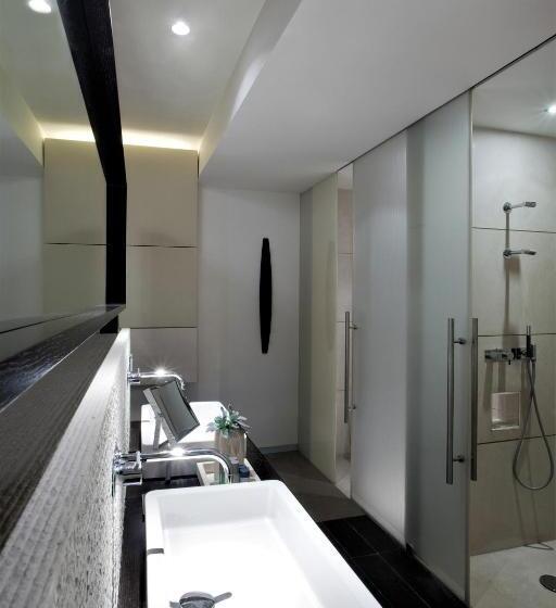 إستوديو قياسى, Life Gallery Athens