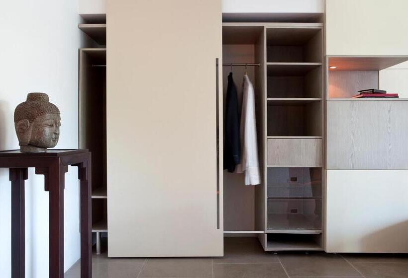 إستوديو قياسى, Life Gallery Athens