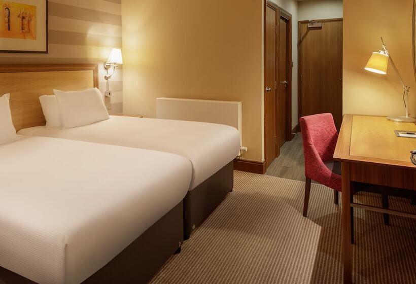 חדר דלוקס, Cambridge Belfry Hotel & Spa