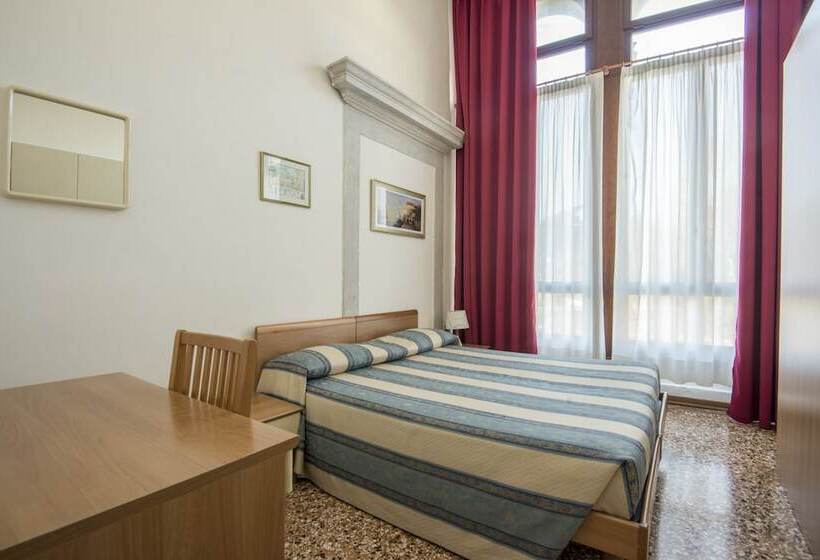 غرفة قياسية رباعية حمام مشترك, Casa Sant Andrea