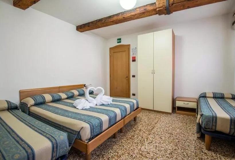 اتاق استاندارد چهار تخته, Casa Sant Andrea