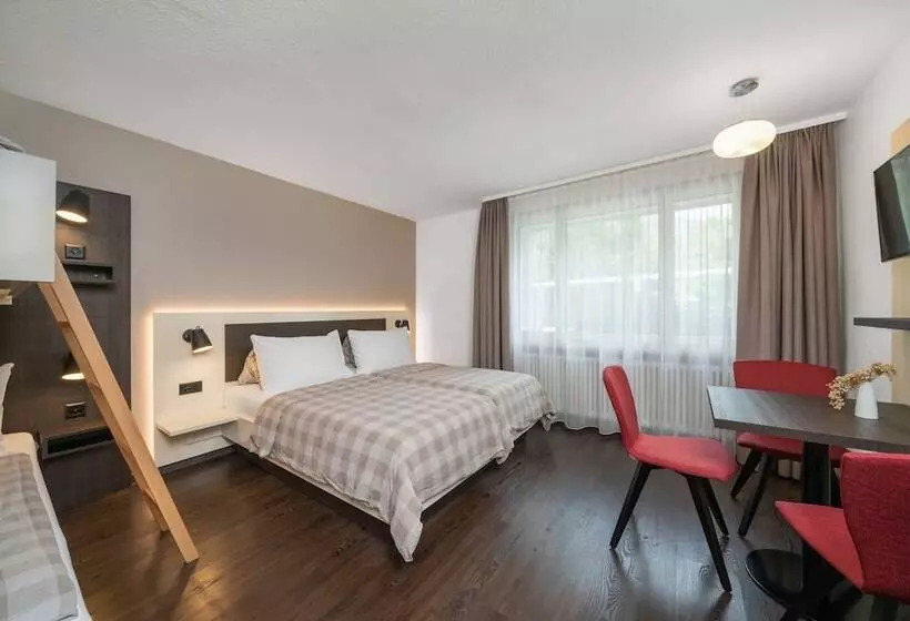اتاق استاندارد چهار تخته, Derby Interlaken   Action & Relax Hub