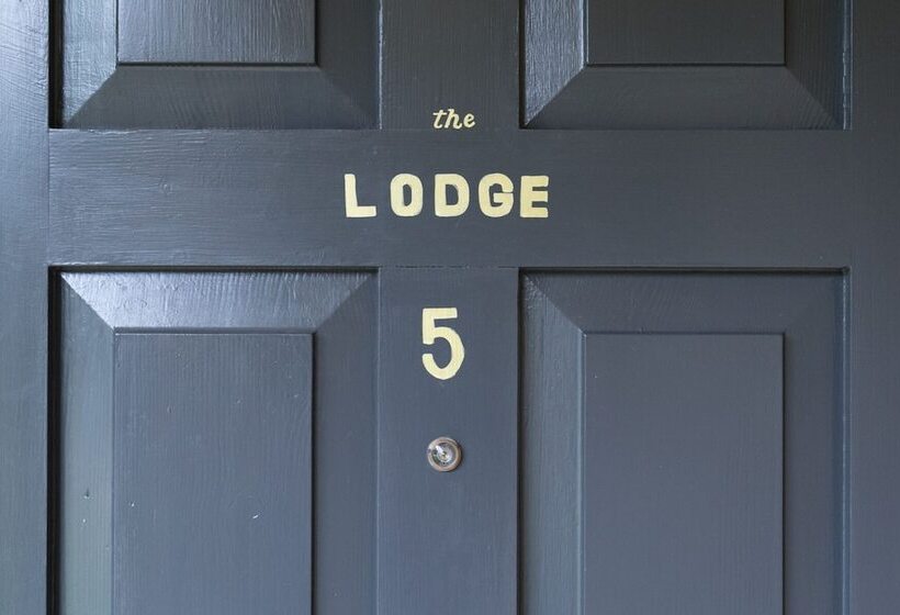 غرفة سوبيريور, Duke Of Marlborough