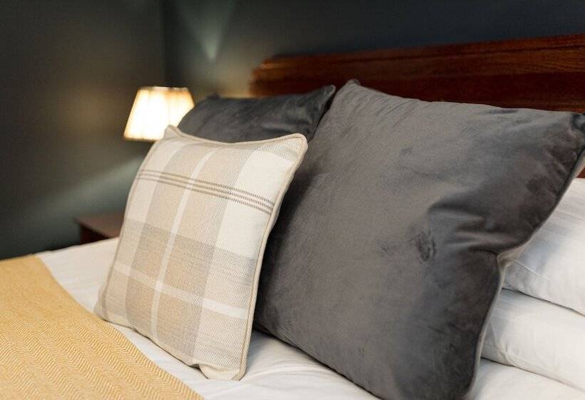 غرفة قياسية ثلاثية, Duke Of Marlborough