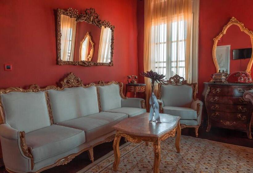 디럭스 스위트, Ilion