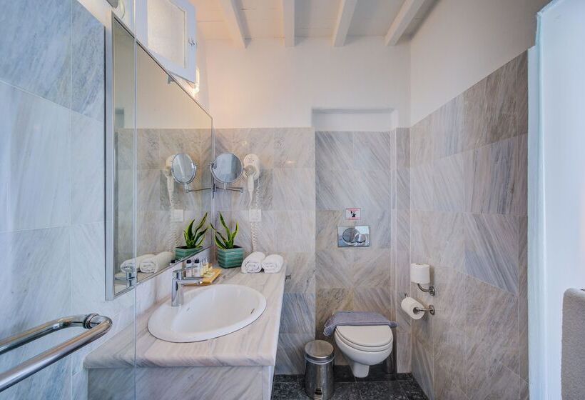 חדר סופריור לארבעה, Madalena