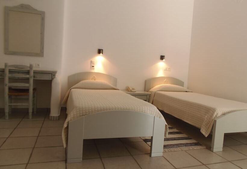 스탠다드 룸, Manos