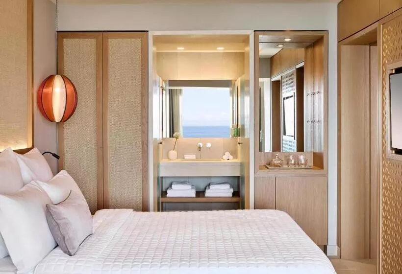 2 Bedrooms Suite Sea View, Marbella, Mar Bella Collection