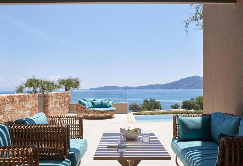 2 Bedrooms Suite Sea View, Marbella, Mar Bella Collection