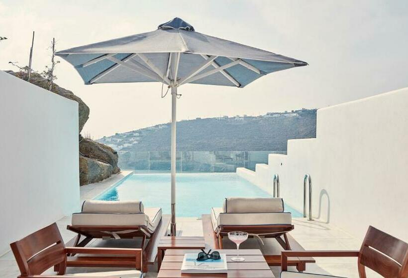 Номер Стандарт, Myconian Ambassador Relais & Chateaux