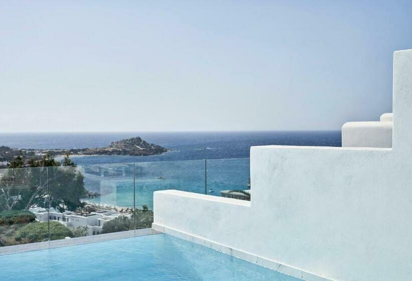 جناح مزود بحمام سباحة, Myconian Ambassador Relais & Chateaux