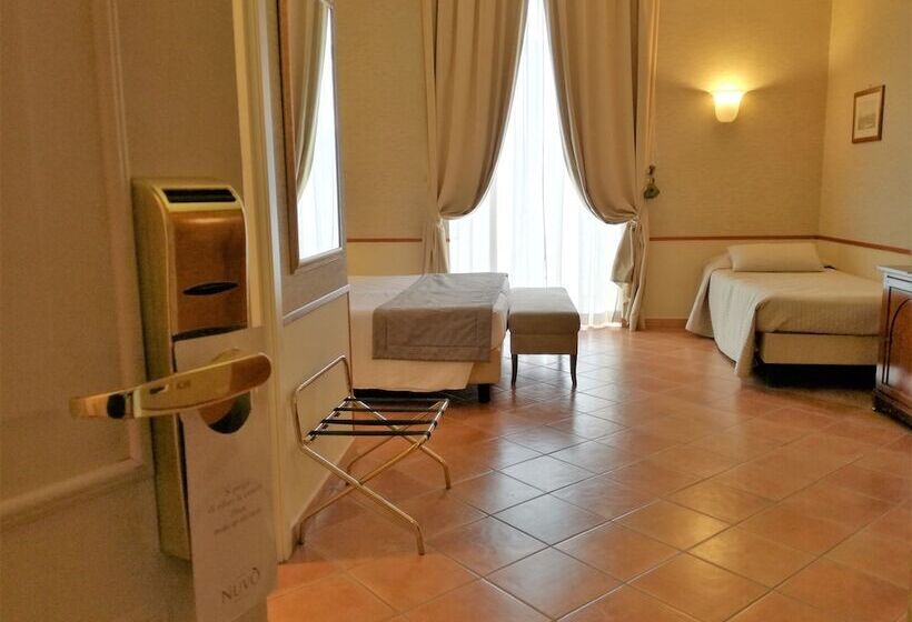 3-Bett-Standardzimmer, Nuvo