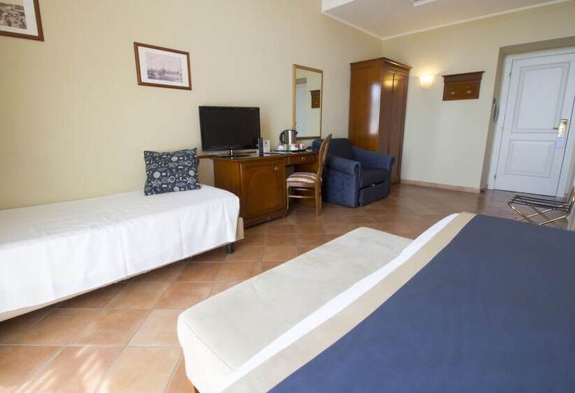 3-Bett-Standardzimmer, Nuvo