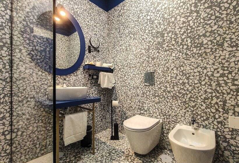 Standardzimmer, Nuvo