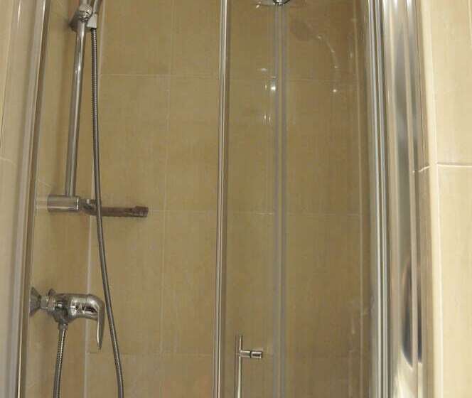 スタンダードシングルルーム, Olympic House