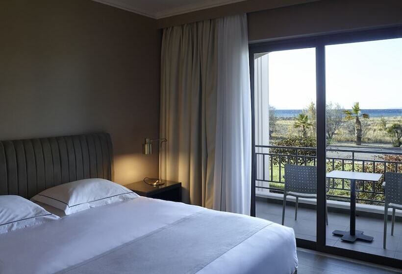 スーペリアースイート, Pelagos Suites Hotel & Spa