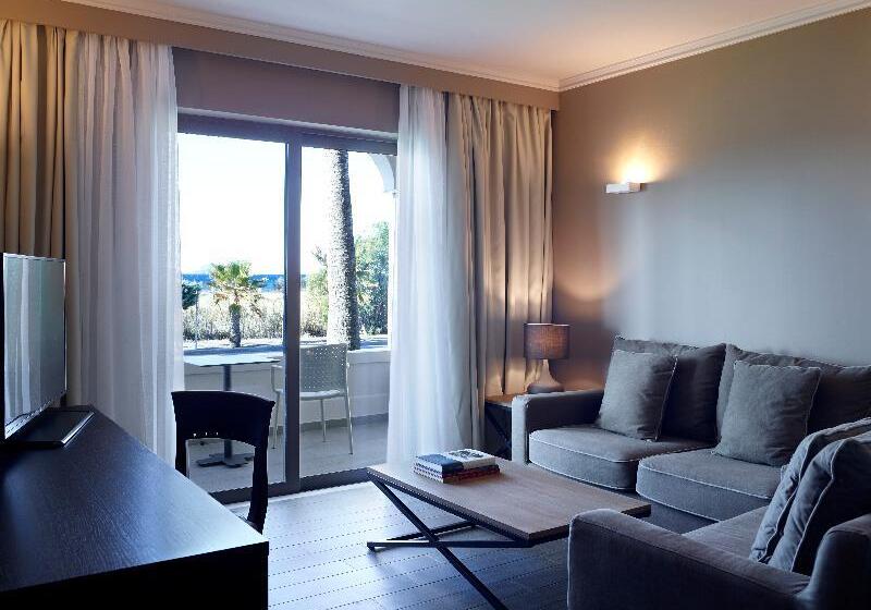 スーペリアースイート, Pelagos Suites Hotel & Spa