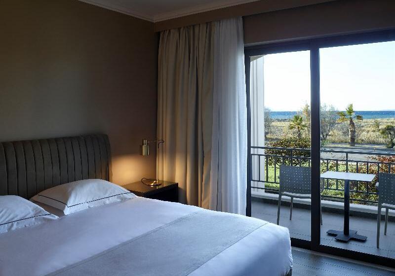 スーペリアースイート, Pelagos Suites Hotel & Spa