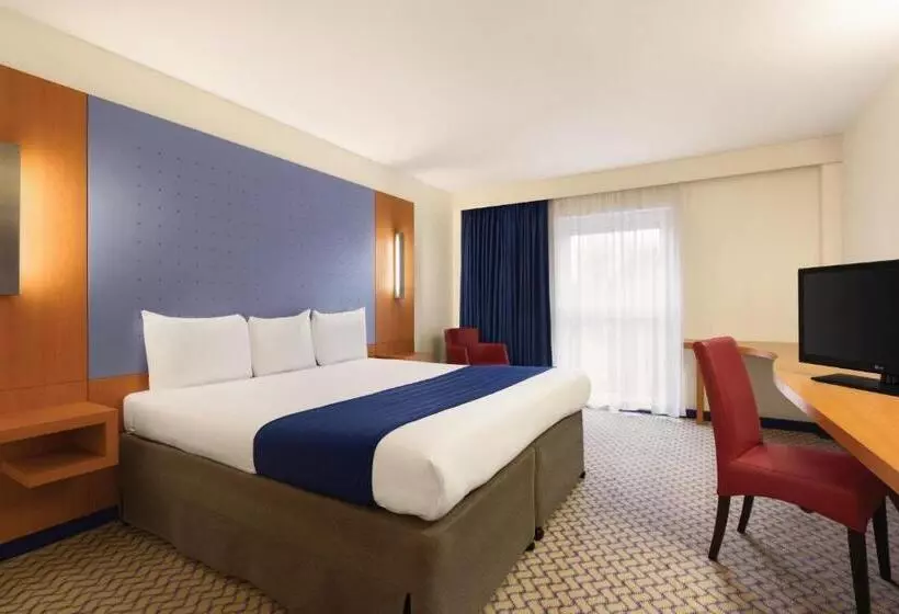 اتاق استاندارد, Ramada London North