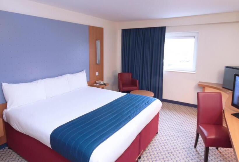 エクゼクティブルーム, Ramada London North