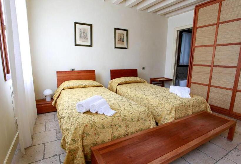Номер Стандарт, Relais Villa Selvatico
