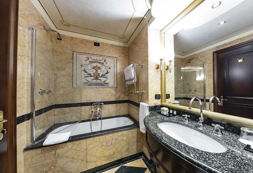 اتاق لوکس, River Chateau