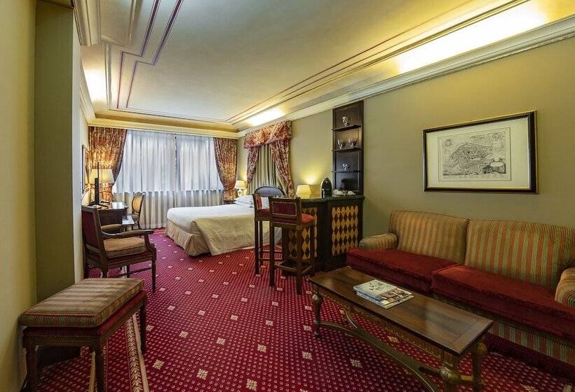 سوئیت جونیور خانوادگی, River Chateau