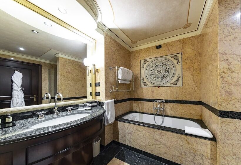 اتاق پرستیژ, River Chateau