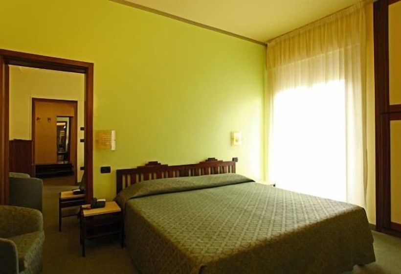 标准间, Rosa Del Deserto