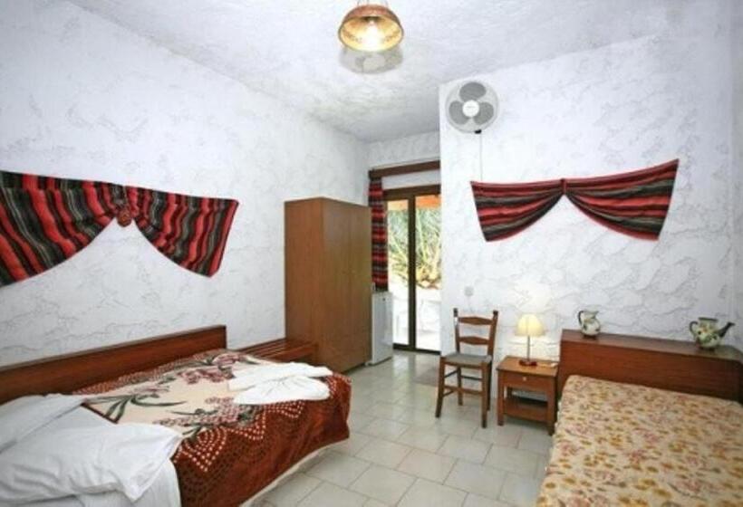 Номер Стандарт Трехместный, Summer Lodge