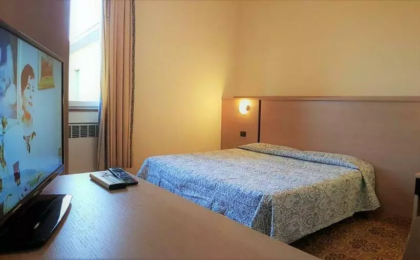 エコノミールーム, Terme Di Castel San Pietro