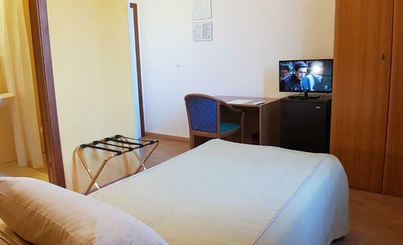 이코노미 싱글 룸, Terme Di Castel San Pietro