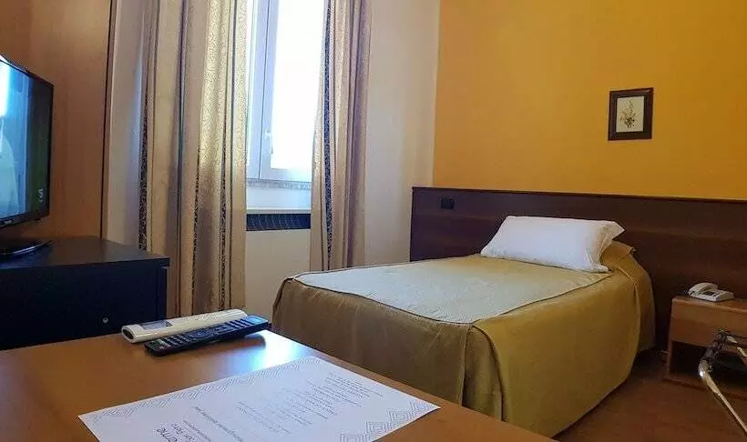 エコノミーシングルルーム, Terme Di Castel San Pietro