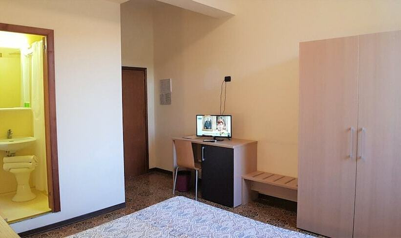 이코노미 룸, Terme Di Castel San Pietro