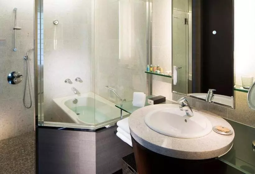 キングサイズベッドのクラシックルーム, The Strings By Intercontinental, Tokyo, An Ihg