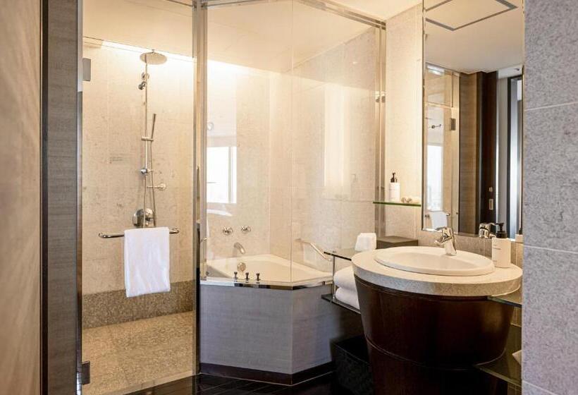 Номер Клуб Кровать Кинг, The Strings By Intercontinental, Tokyo, An Ihg