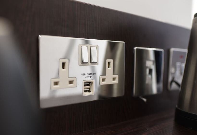 Номер Стандарт Индивидуальный, Trebovir