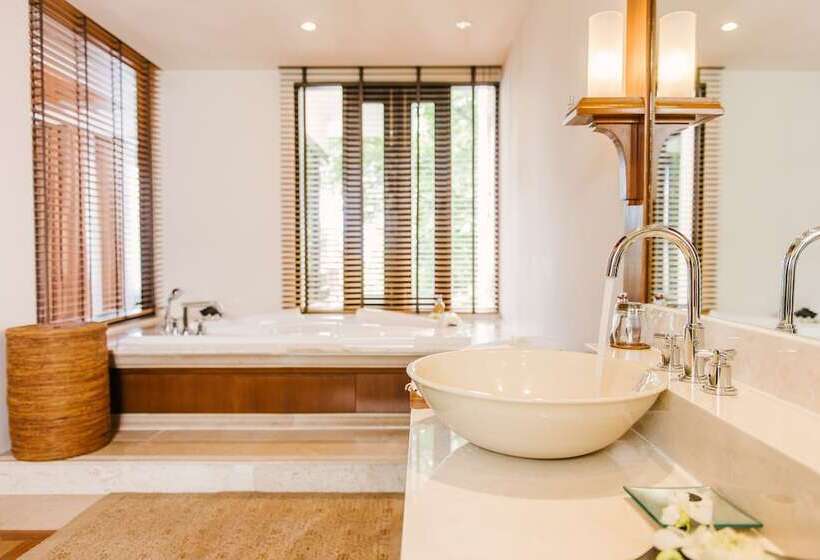 וילת 2 חדרי שינה נוף לים, Trisara Villas & Residences Phuket