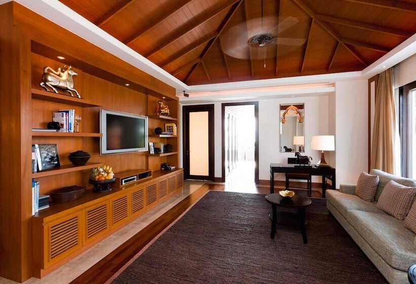 ویلای 4 خوابه, Trisara Villas & Residences Phuket