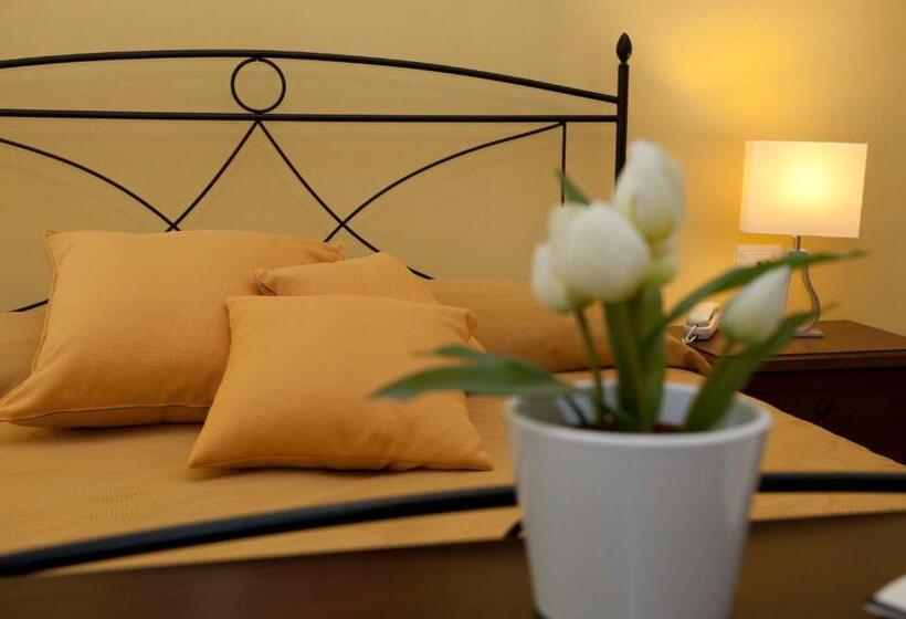 스탠다드 트리플 룸, Venere