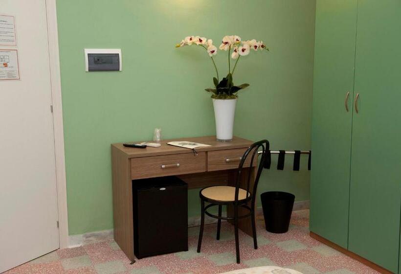 4인용 스탠다드 룸, Venere