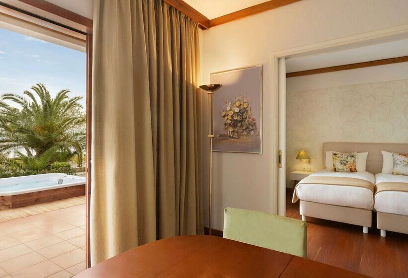 Президентский Люкс, Wyndham Loutraki Poseidon Resort