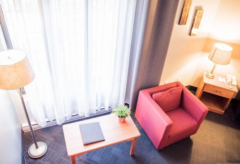 سوییت, L Auberge Du Lac St Pierre