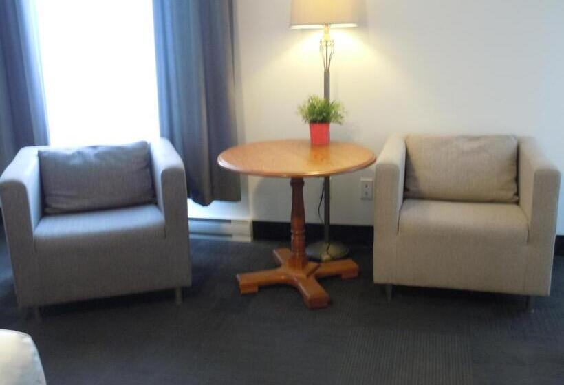 اتاق استاندارد با تخت دو نفره بزرگ, L Auberge Du Lac St Pierre