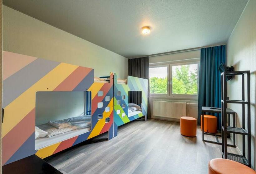 تختخواب در اتاق مشترک, a&o Berlin Kolumbus