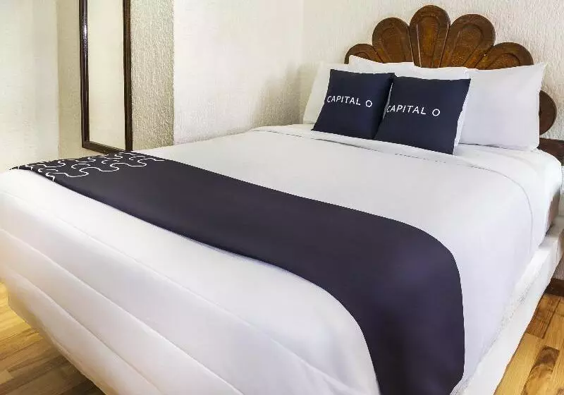 スタンダードルーム, Capital O Hotel Central, Xalapa